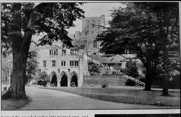 KODAK MAGAZINE ARTICLE ON WINCHESTER CATHEDRAL